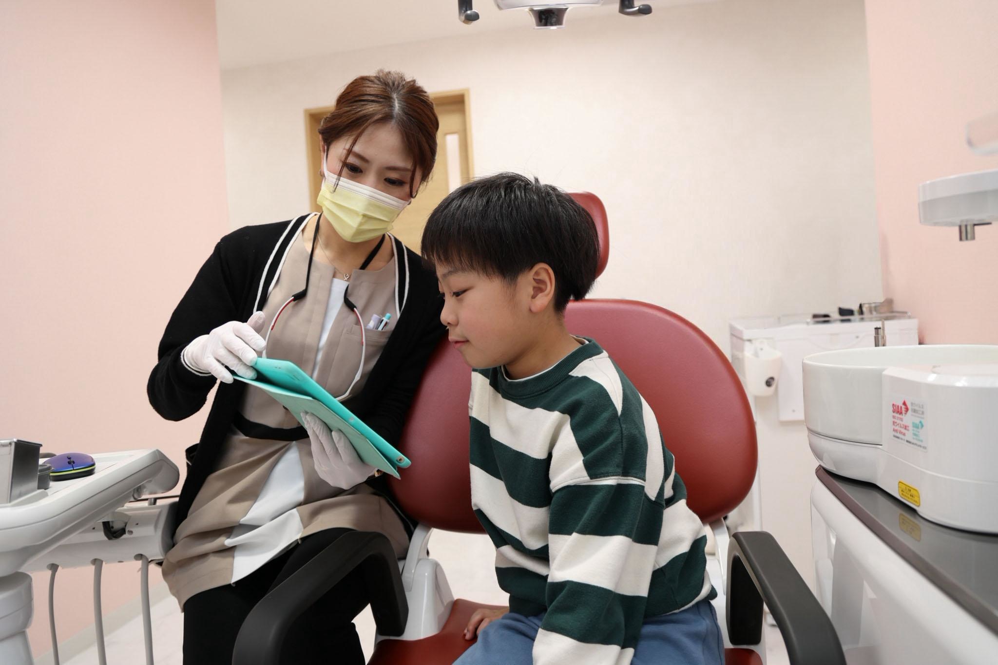お子さまの診療の様子